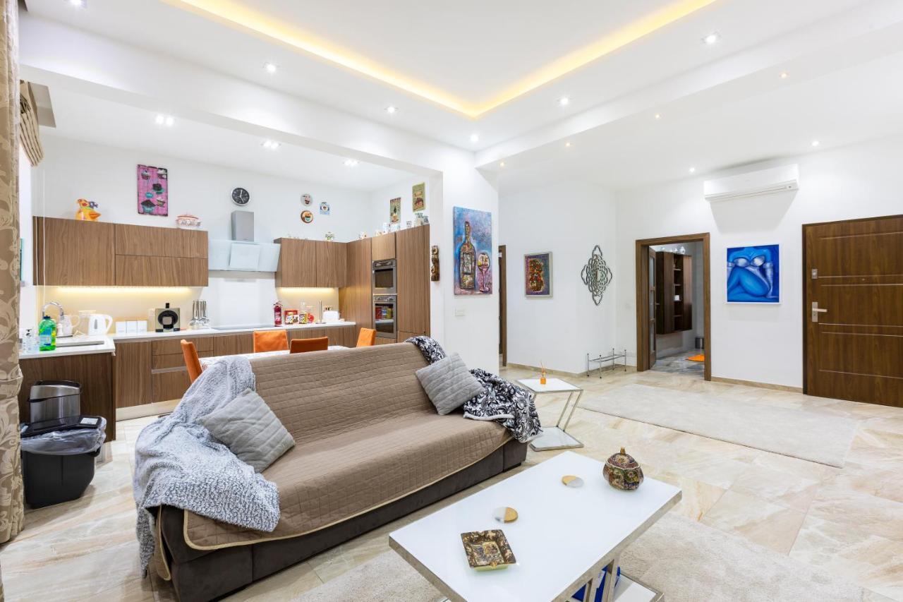 Valletta Large 3 Bedroom ภายนอก รูปภาพ