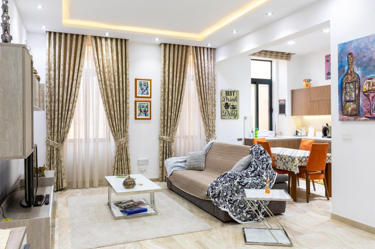 Valletta Large 3 Bedroom ภายนอก รูปภาพ