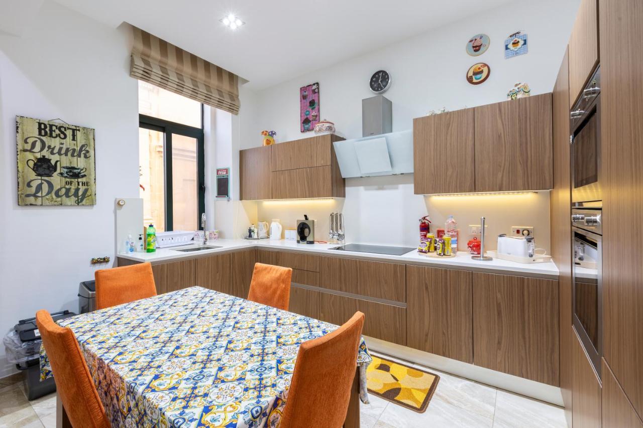 Valletta Large 3 Bedroom ภายนอก รูปภาพ