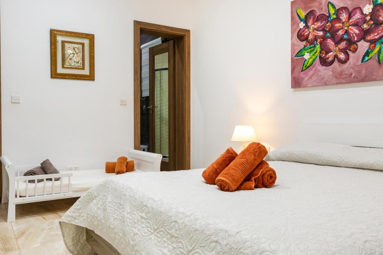 Valletta Large 3 Bedroom ภายนอก รูปภาพ
